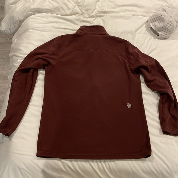 Mountain Hardware Fleece Quarter Zip - Picture 4 of 5